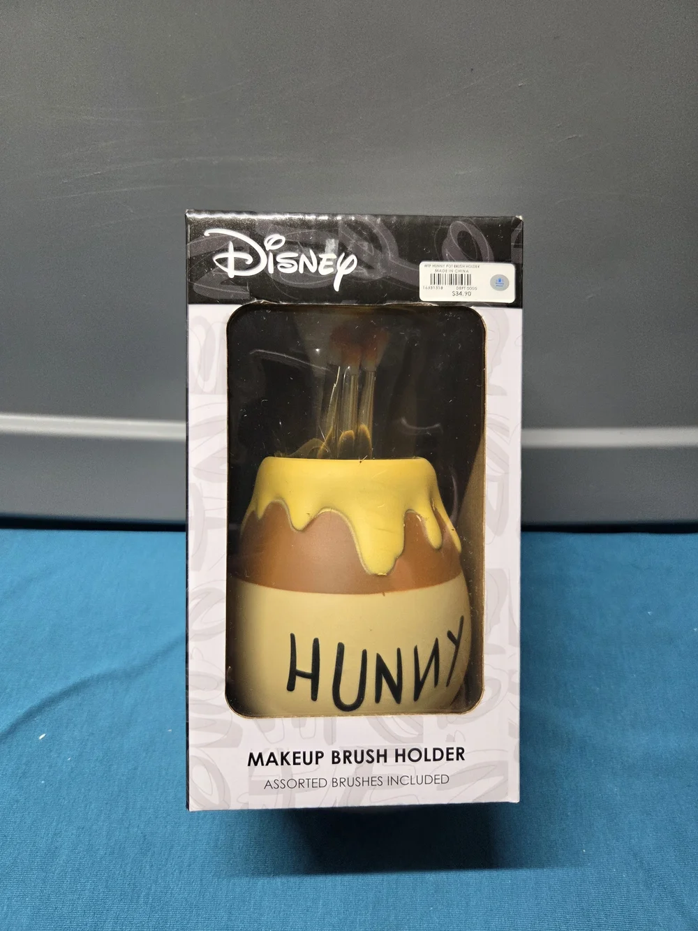 Disney Winnie The Pooh Hunny Pot Makeup Brush Set & Holder